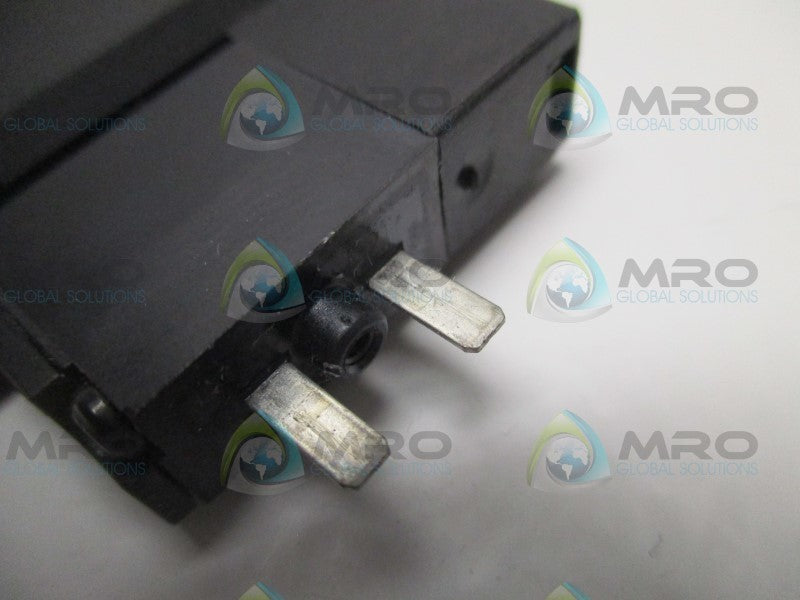 FESTO CPE14-M1BH-5/3GS-1/8 SOLENOID VALVE  UNMP