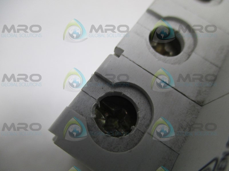 MERLIN GERIN 25873 C60HB CIRCUIT BREAKER 32A  NSNP