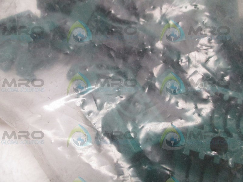 RSB 510-207-009 RBPR-214 CLAMP HALVES (PKG. OF 25)  NSMP