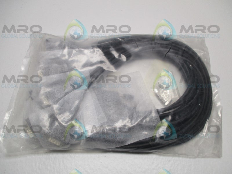 MOXA CBL-M62M9x8-100 17001000004400 CABLE W/ CONNECTOR  NSMP