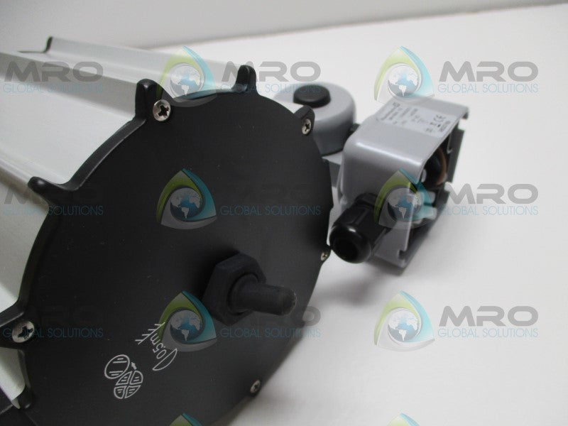 WALDMANN MHWK60 693-3726 HALOGEN TASK LIGHT  NSMP