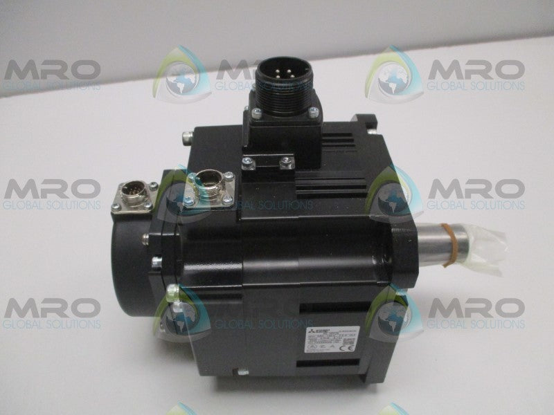 MITSUBISHI HG-SR52B AC SERVO MOTOR 2000/RPM  NSMP