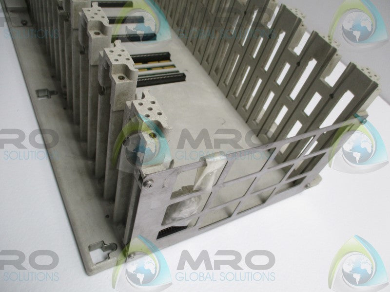 MODICON AS-H827-209 AS-9536-000 SLOT RACK  UNMP