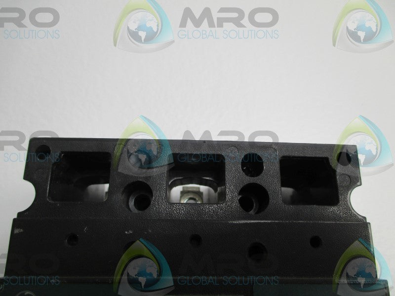 GENERAL ELECTRIC THED136015 CIRCUIT BREAKER 15A (GREEN)  UNMP