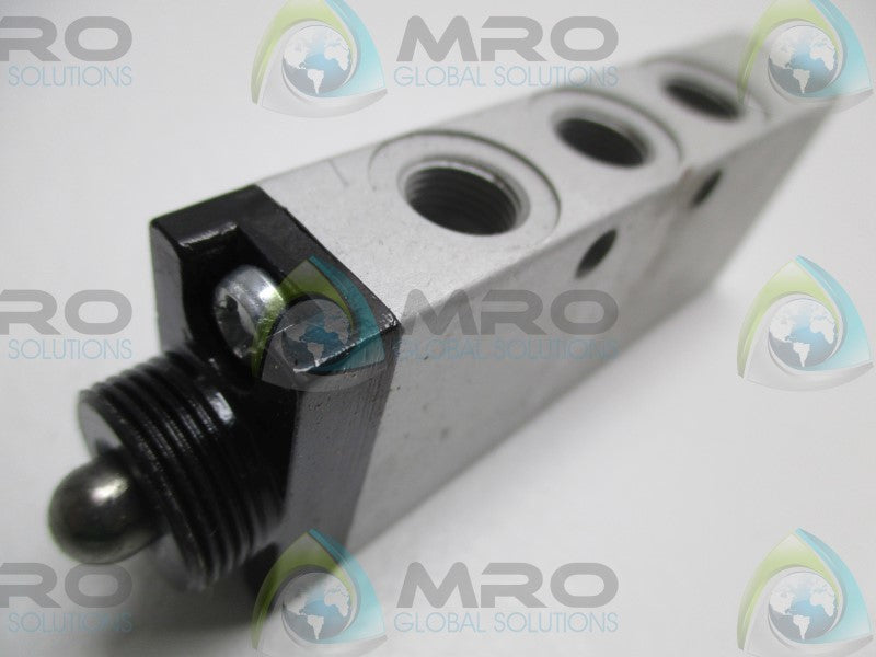 CAMOZZI 358-895 PNEUMATIC VALVE  UNMP