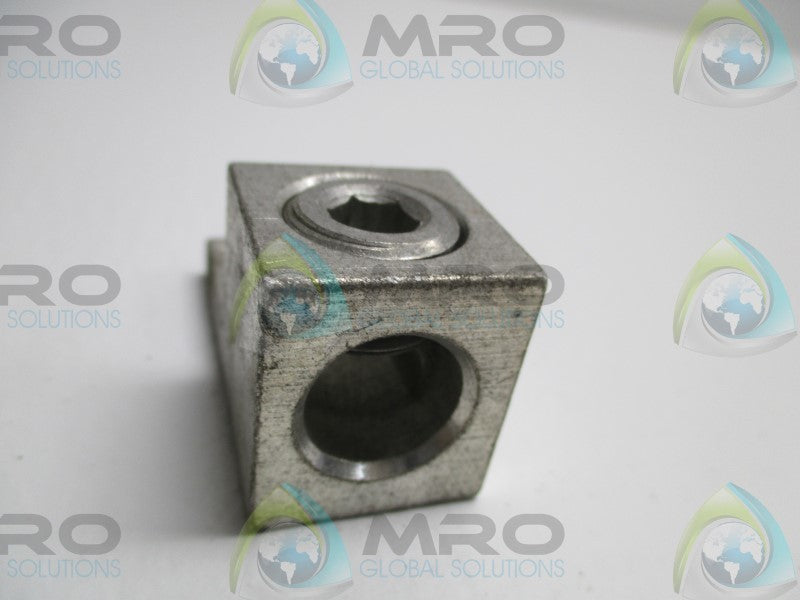 ILSCO D831 250MCM-6 MECHANICAL LUG  UNMP