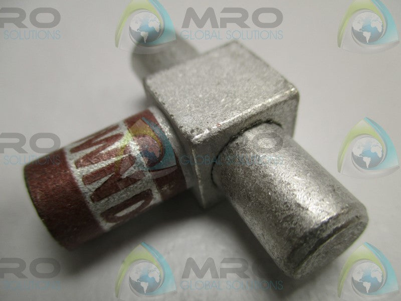 THOMAS & BETTS M2D2M-2 UNINSULATED DOUBLE MALE DISCONNECT  NSNP
