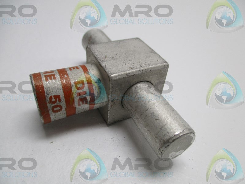 THOMAS & BETTS M2D30M-3 UNINSULATED DOUBLE MALE DISCONNECT  NSNP