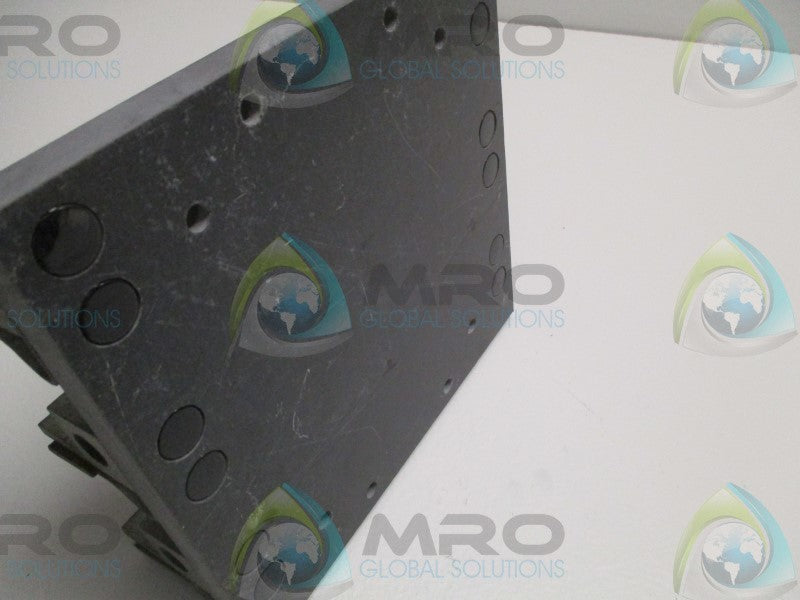 BUSS R60200-3CR FUSE HOLDER (AS PICTURED)  UNMP