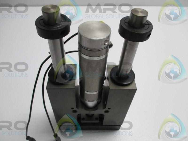 NUMATICS SH15003LB3ZCS4 LINEAR CYLINDER AIR SLIDE ASSEMBLY  NSNP