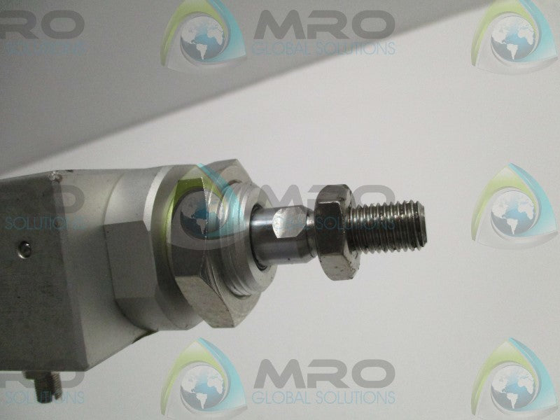 SMC RHCL25-565 CYLINDER (AS PICTURED)  NSNP