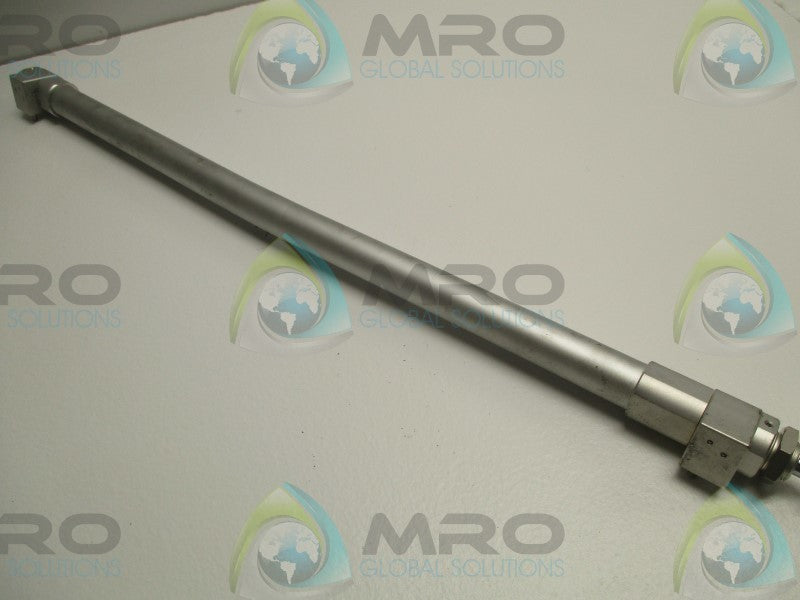 SMC RHCL25-565 CYLINDER (AS PICTURED)  NSNP