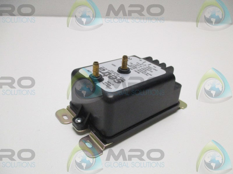 SETRA 2641025WD11T1F PRESSURE TRANSDUCER 0-25.0" W.C.  NSMP