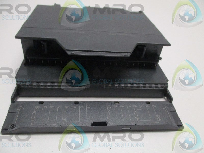 SIEMENS SIMATIC S7 6ES7332-5HD01-0AB0 OUTPUT MODULE  NSMP