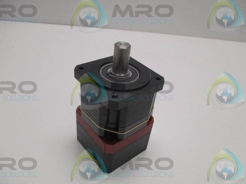 THOMSON DT090-015-0-RM090-39 32-113353-6846 GEARBOX RATIO: 15:1  NSNP