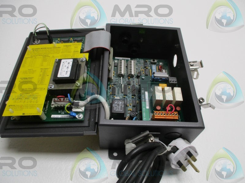 STI MC42D-2-AC 42748-4020 LIGHT CURTAIN CONTROLLER (NO KEY)  UNMP
