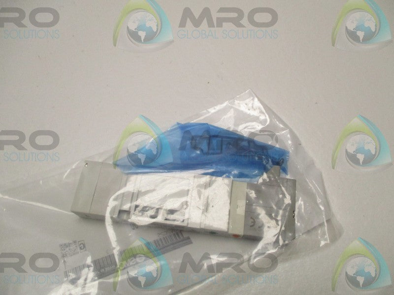 SMC SV2400-5FUD PNEUMATIC SOLENOID VALVE  NSMP