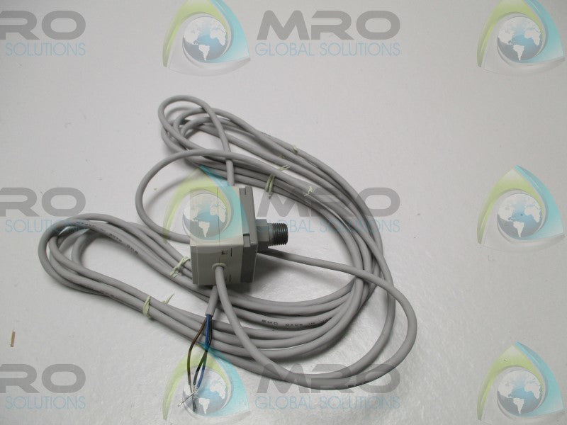 SMC ZSE4B-01-25L DIGITAL PRESSURE SWITCH  NSMP