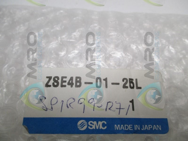 SMC ZSE4B-01-25L DIGITAL PRESSURE SWITCH  NSMP