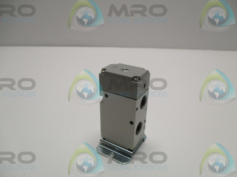 SMC VPA542-1-03A AIR PILOT VALVE  NSNP