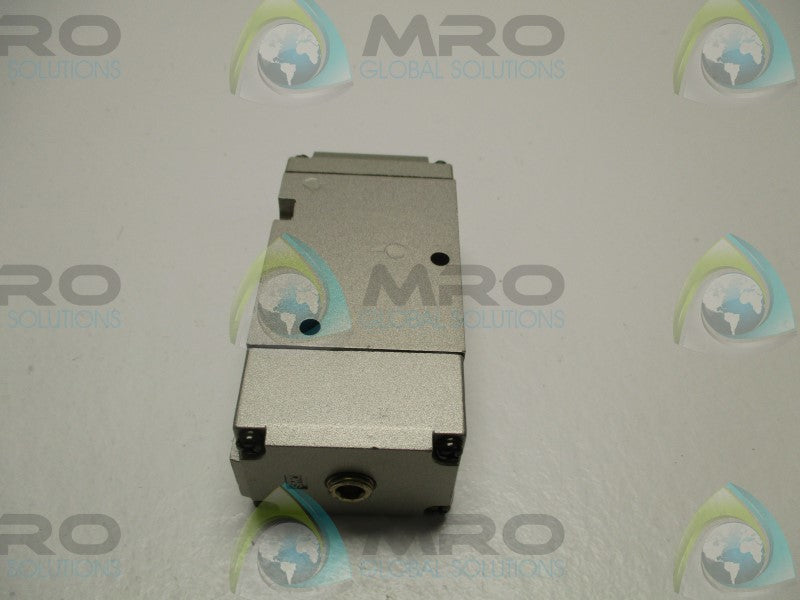 SMC VPA542 AIR OPERATED VALVE  NSNP