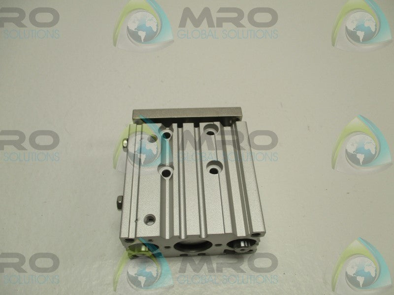 SMC MGPL16-30Z COMPACT GUIDE CYLINDER  NSNP