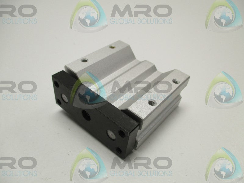 SMC MGQL12-20 PNEUMATIC COMPACT CYLINDER  NSMP