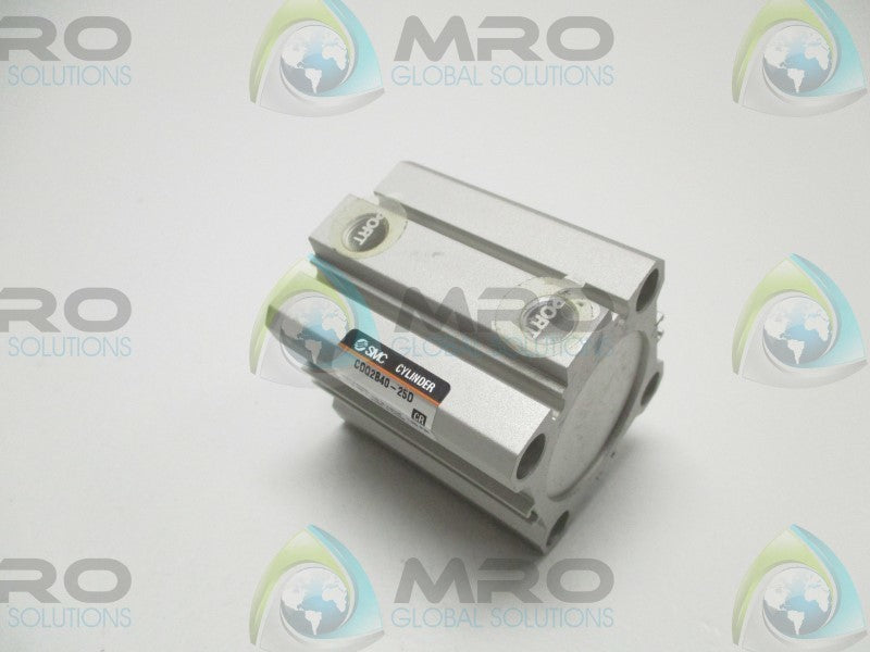SMC CDQ2B40-25D COMPACT CYLINDER  NSNP