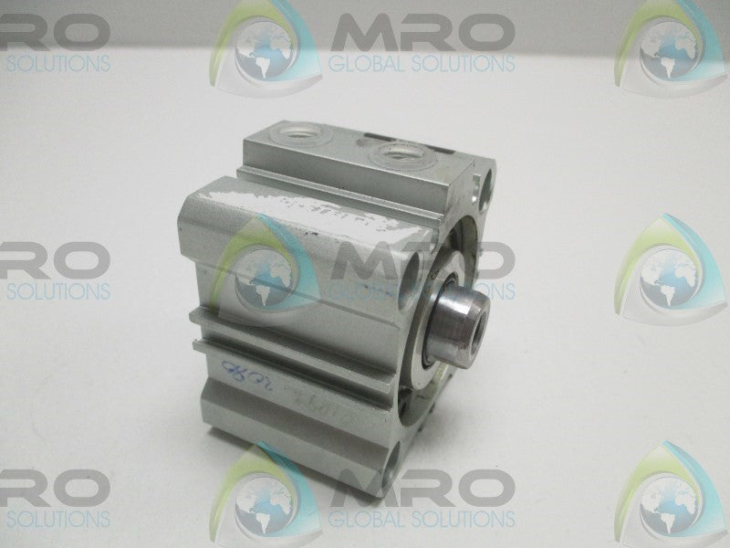 SMC ECQ2B40-10D PNEUMATIC CYLINDER  UNMP