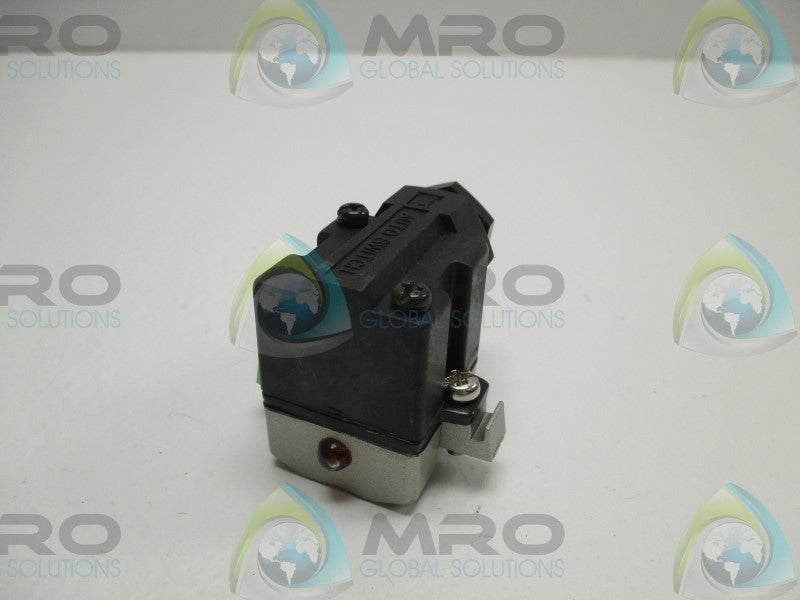 SMC D-G39 AUTO REED SWITCH  NSNP