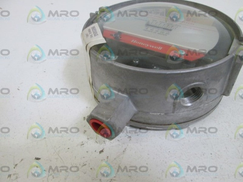 HONEYWELL GAS PRESSURE SWITCH C637B 1002 NSNP