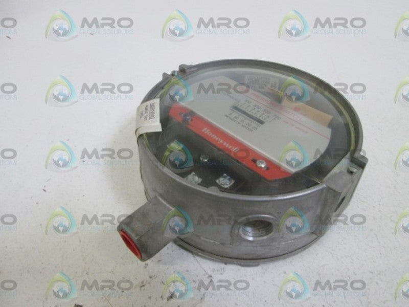 HONEYWELL GAS PRESSURE SWITCH C637B 1002 NSNP