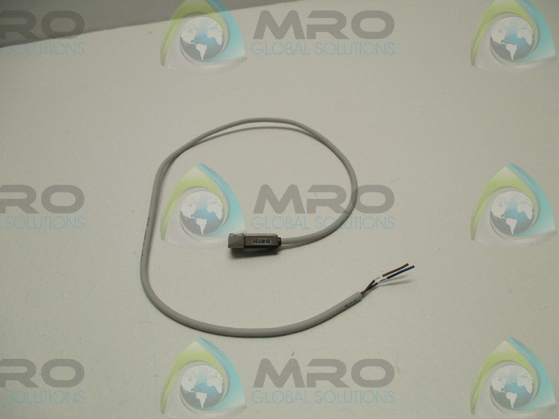 SMC D-R731 MAGNETIC AUTO REED SWITCH (AS PICTURED)  NSNP