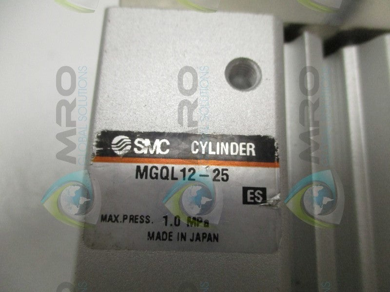 SMC MGQL12-25 COMPACT GUIDE CYLINDER  NSNP