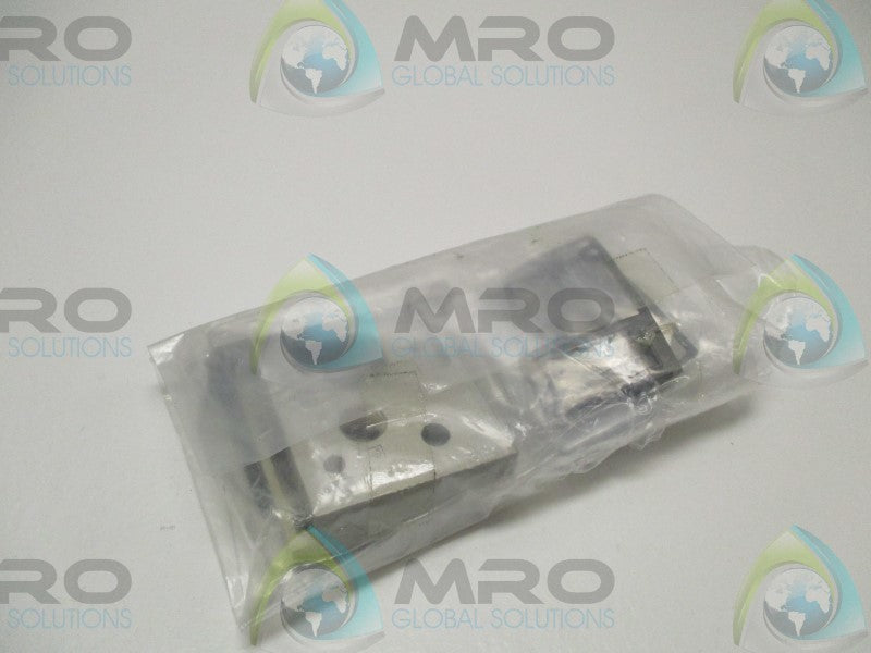 SMC ZZM02-04B VACUUM EJECTOR MANIFOLD  NSNP