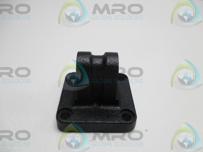 SMC C40 REAR CLEVIS  NSMP