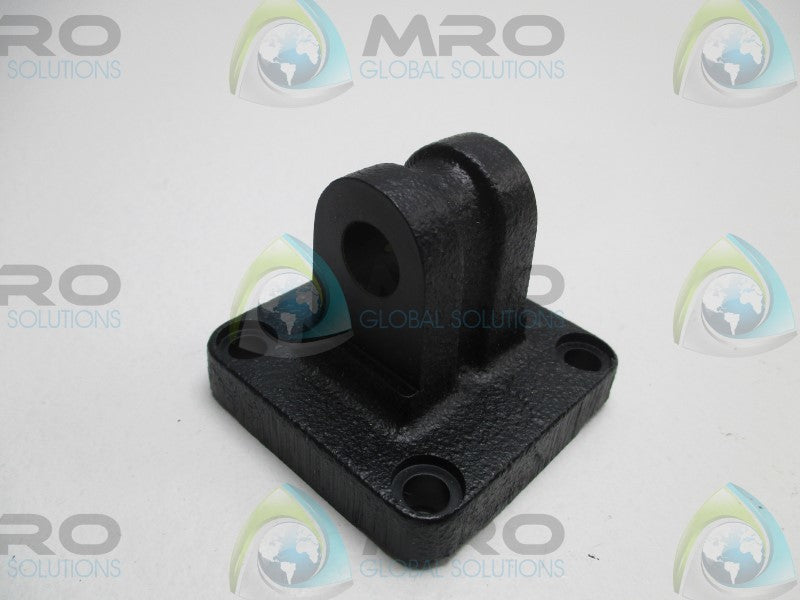 SMC C40 REAR CLEVIS  NSMP