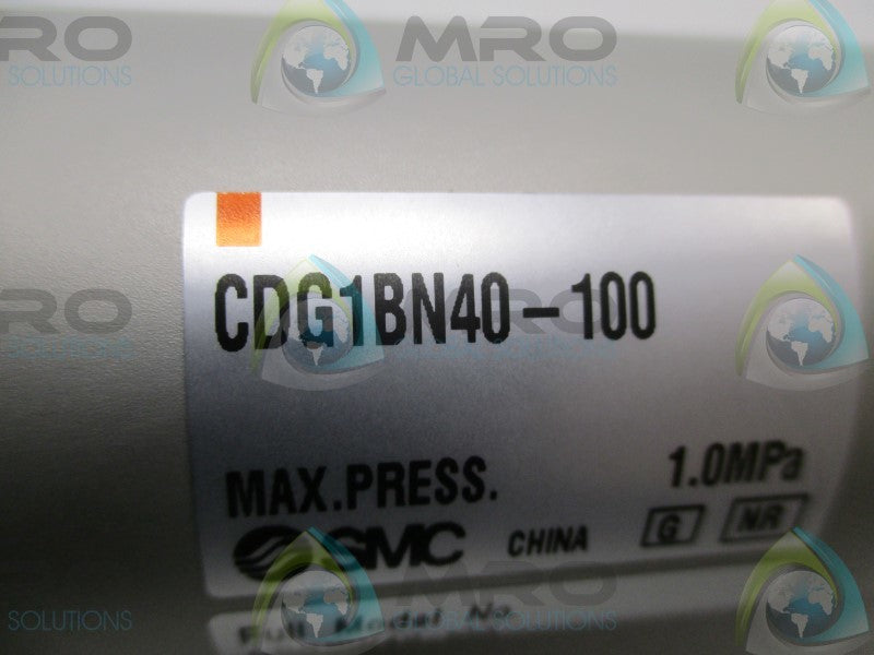 SMC CDG1BN40-100 PNEUMATIC AIR CYLINDER  NSNP