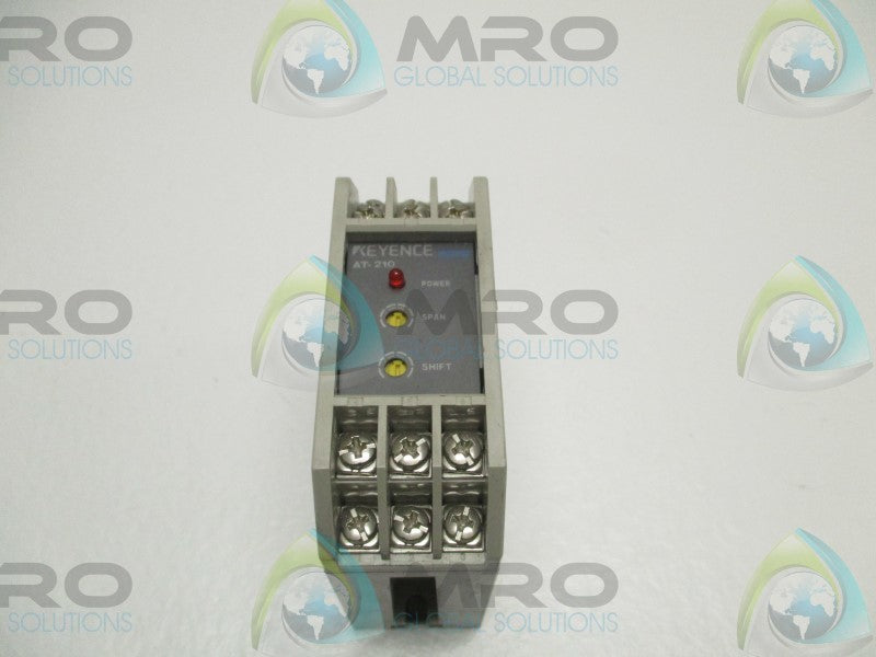 KEYENCE AT-210 SENSOR AMPLIFIER UNIT  NSNP