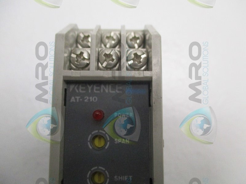 KEYENCE AT-210 SENSOR AMPLIFIER UNIT  NSNP