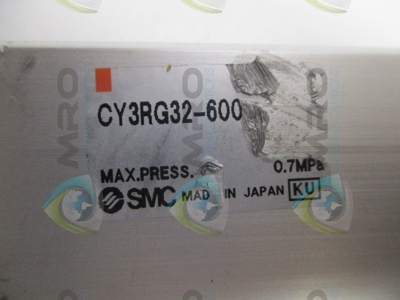SMC CY3RG32-600 RODLESS CYLINDER  UNMP