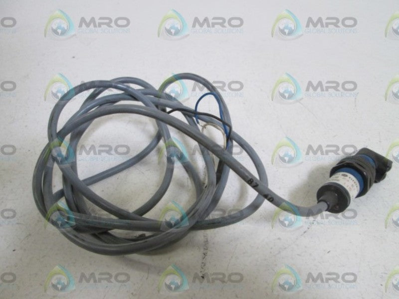 GENERAL ELECTRIC PHOTOELECTRIC SWITCH CR174DB R4 E1 UNMP
