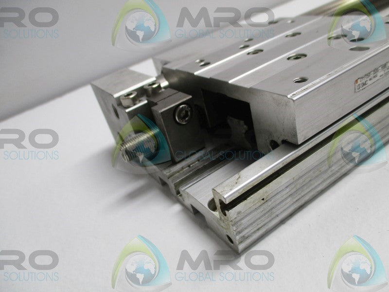 SMC CY1F25R-350A-M9BL MAGNETIC COUPLED CYLINDER ACTUATOR  UNMP
