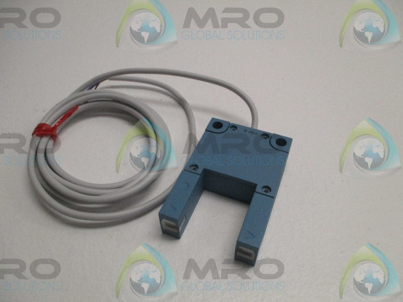 AZBIL FE8V-TB6 PHOTOELECTRIC SENSOR  NSNP