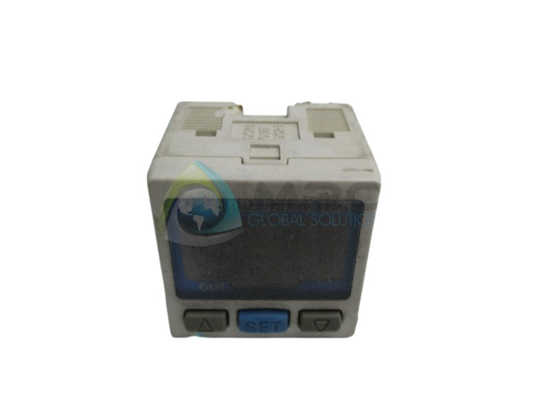SMC ZSE30-01-25 DIGITAL PRESSURE SWITCH  UNMP