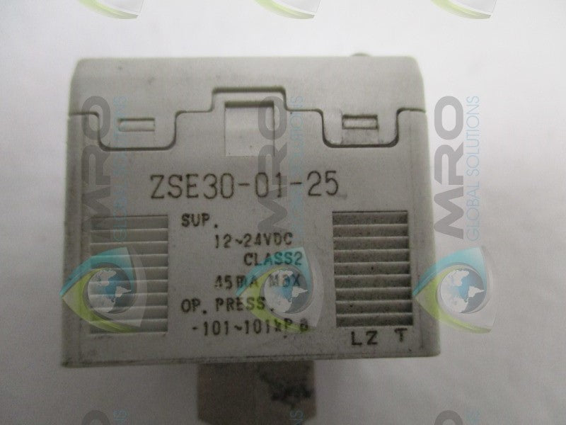 SMC ZSE30-01-25 DIGITAL PRESSURE SWITCH  UNMP