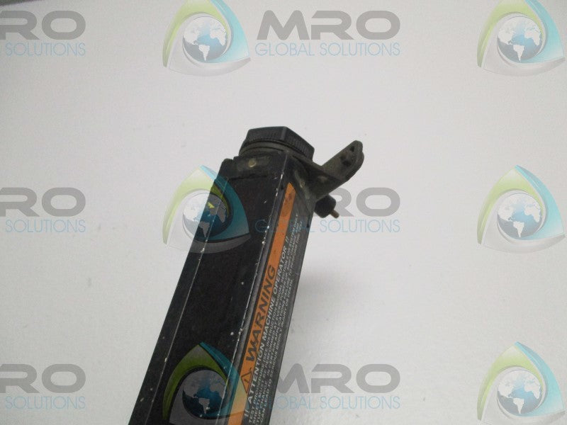 BANNER MINI-SCREEN MSE4424 SENDER LIGHT CURTAIN (AS PICTURED)  UNMP