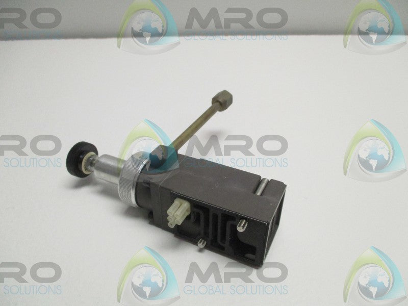 NUMATICS 081RS100J000000 PNEUMATIC PRESSURE REGULATOR  NSNP