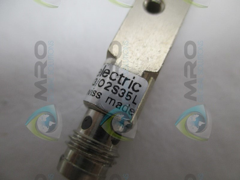 BAUMER ELECTRIC IFFM08P1703/02S35L INDUCTIVE PROXIMITY SWITCH  NSNP