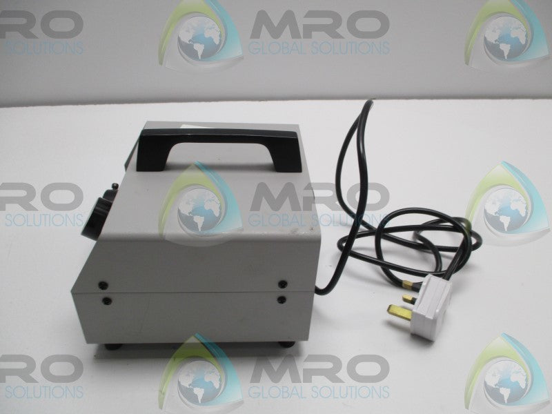 TECHNIQUIP FOI-150 FIBER OPTIC ILLUMINATOR 150W  NSNP